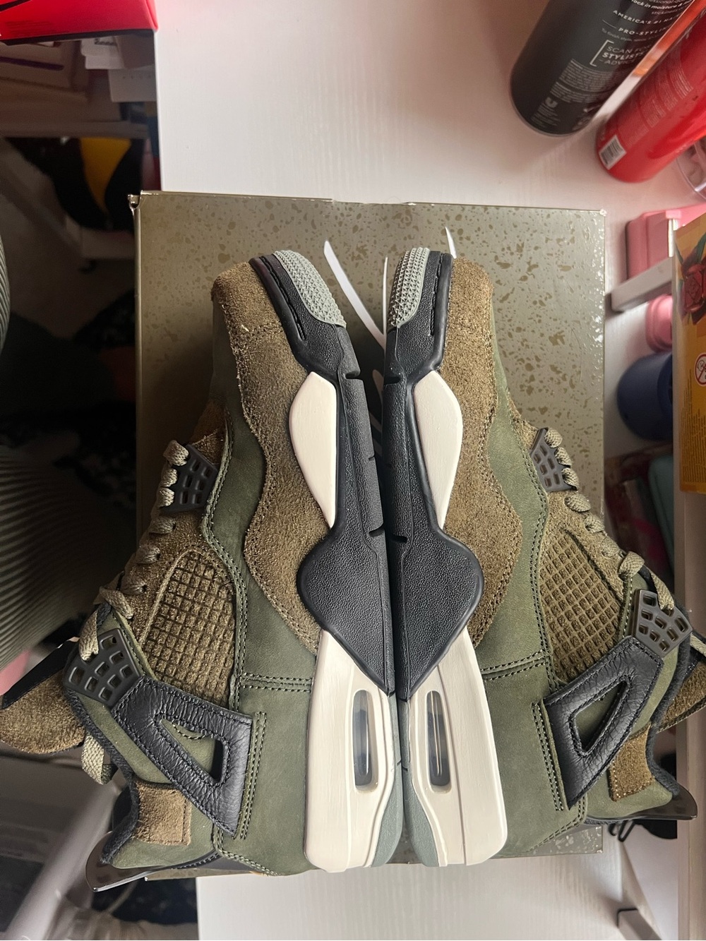 Air Jordan 4 Retro SE Craft